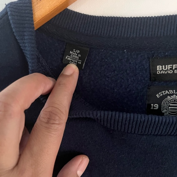 Men’s BUFFALO Crewneck Sweater - Picture 4 of 7